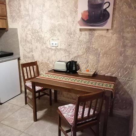 Sirocave Barlang Apartmanok Sirok Exterior foto
