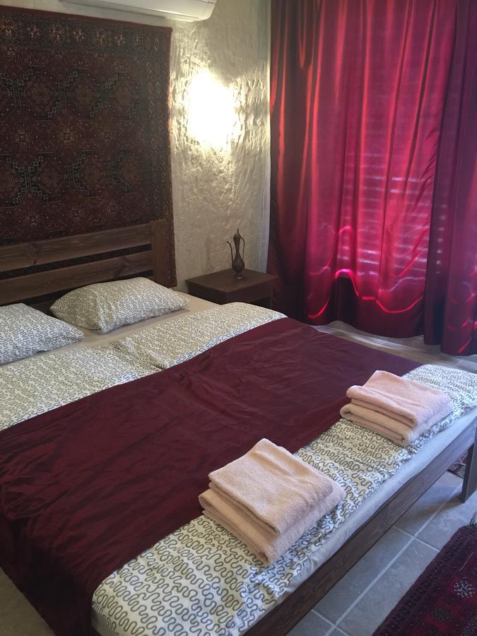 Sirocave Barlang Apartmanok Sirok Cameră foto
